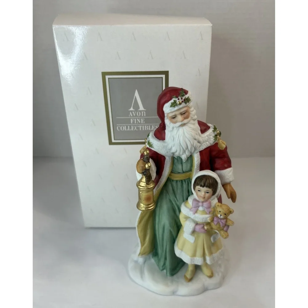 Avon Fine Collectibles 1995 Santa Porcelain‎ Figurine